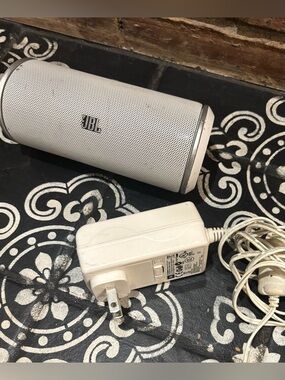 JBL White Portable Bluetooth Speaker with Matching Adapter